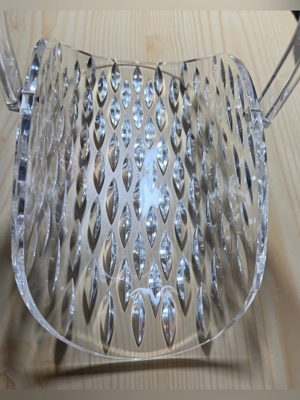 Wilardy Lucite Acrylic Handled Basket 9.25” MCM Vintage Rare Diamond Cut
